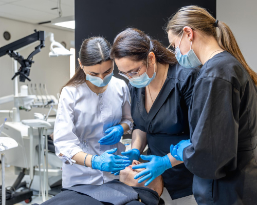 smiley-dental-waltham-about-team