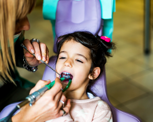 smiley-dental-waltham-children-mobile