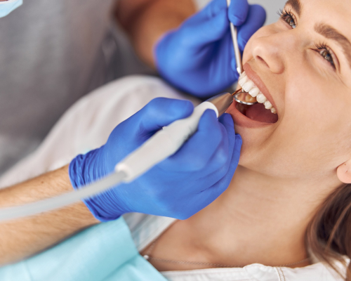 smiley-dental-waltham-cleaning-mobile